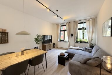 Gemütliche  Altbauwohnung mit Tageslichtbad in bevorzugter Lage von Neu-Ehrenfeld!