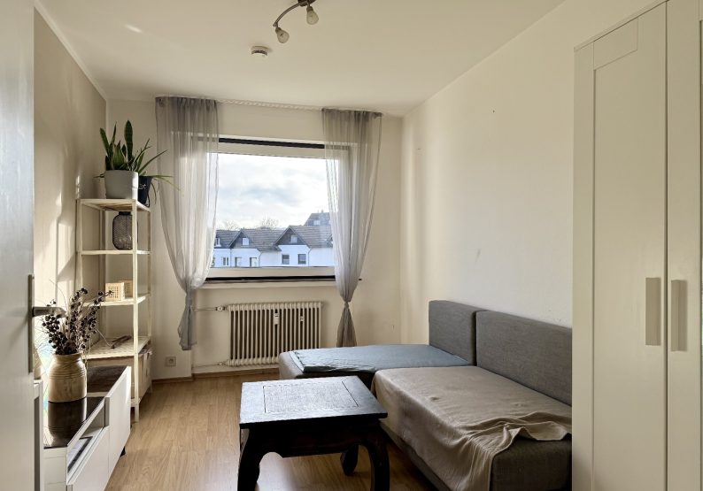 Kinder-/Arbeitszimmer