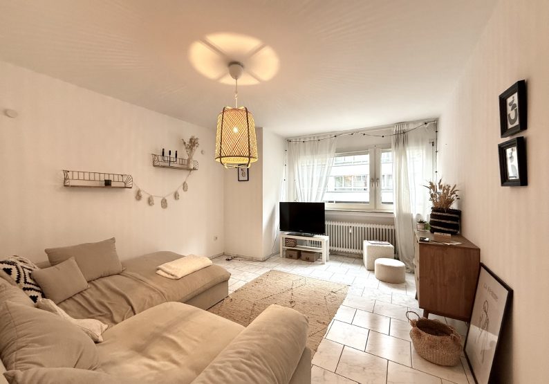 Wohnzimmer (Bild 1)