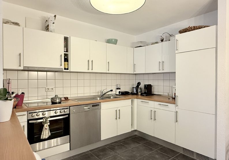 Küche (Übernahme möglich)