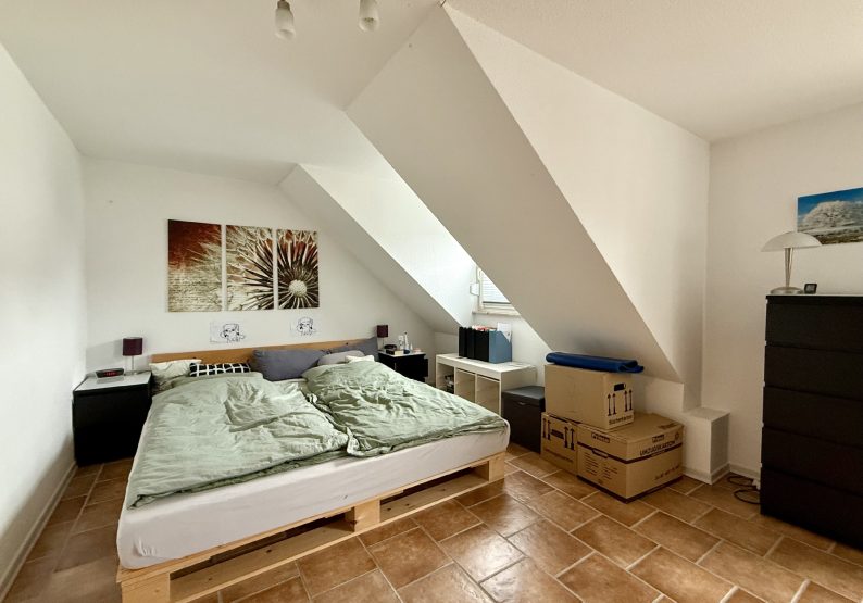 Schlafzimmer (Bild 2)